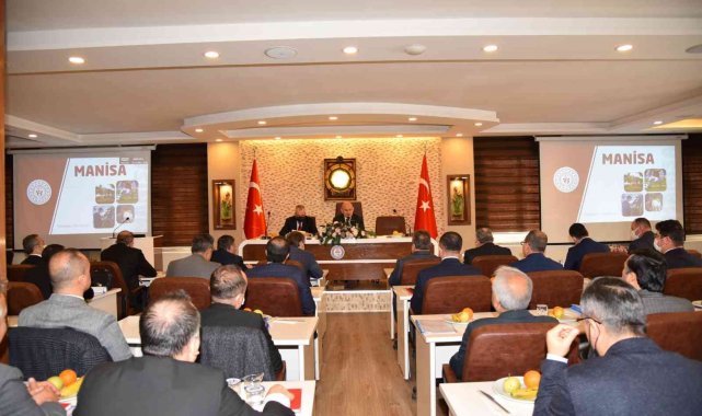 Manisa&#039;da 17 kaymakamın katılımıyla toplantı yapıldı