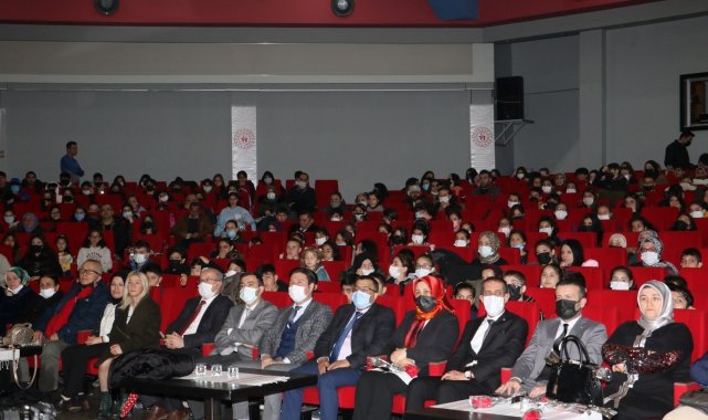 Manisa'da Kadın-Spor ve Olimpizm Konferansı düzenlendi