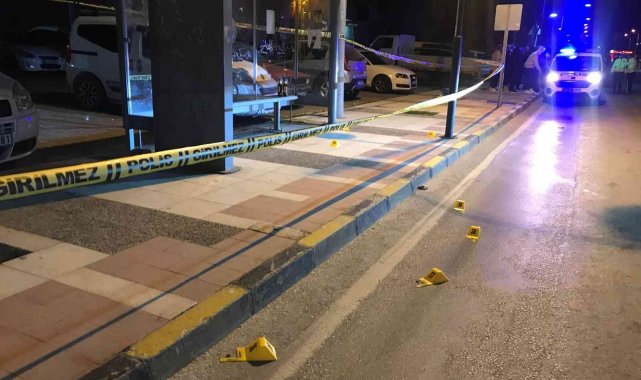 Manisa&#039;da silahlı çatışma: 3 yaralı
