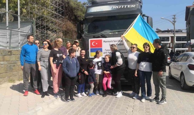 Marmaris'te yaşayan Ukraynalılar ülkelerine yardım gönderdi