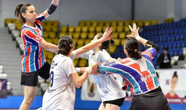 Mavi Kelebekler deplasmanda kazandı