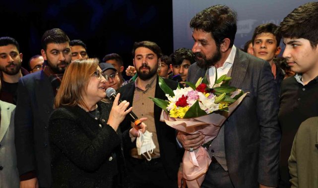 Medeniyet söyleşilerinin konuğu Serdar Tuncer sevenleriyle buluştu