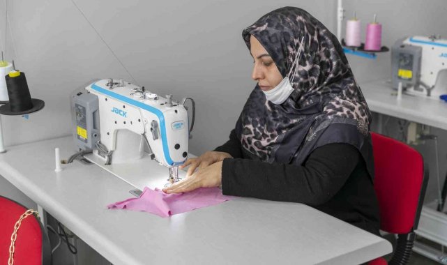 MERCEK'te dikiş kursu başladı