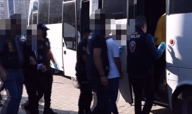 Mersin merkezli 3 ilde dolandırıcılara şafak operasyonu: 7 gözaltı