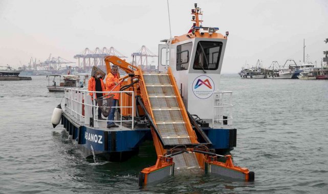 Mersin&#039;de denizi kirleten 33 gemiye 57 milyon lira ceza kesildi