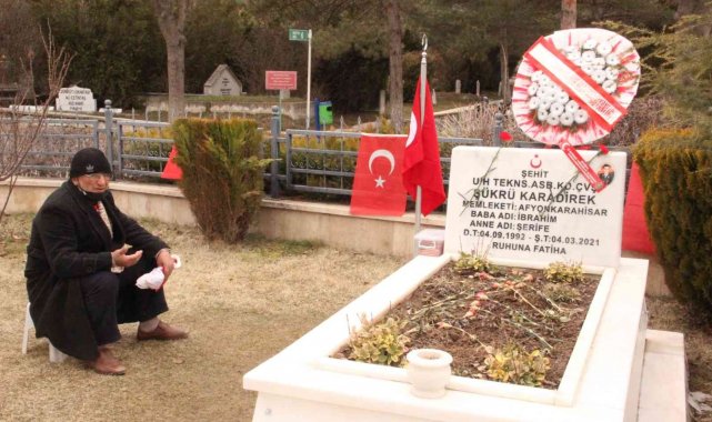 Mezarlıklarda kandil yoğunluğu