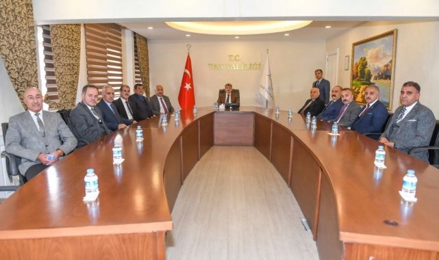 MHP heyetinden Vali Bilmez'e ziyaret