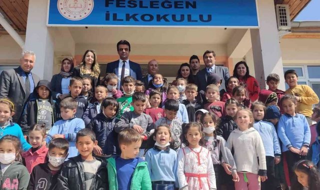 Milas Fesleğen İlkokulu kütüphaneye kavuştu