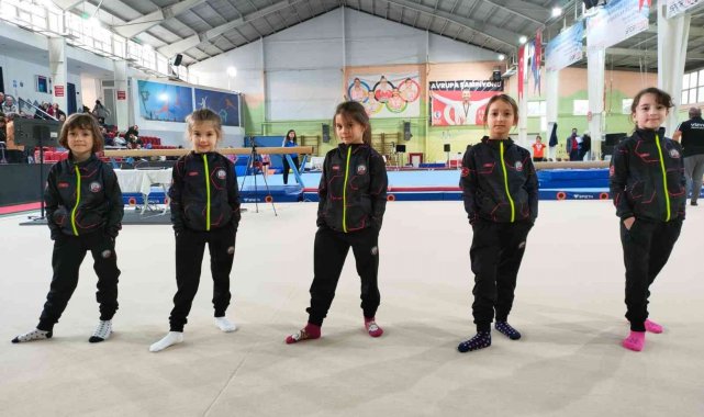 Minik cimnastikçilerden büyük başarı