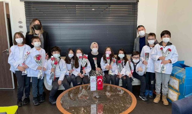 Minik doktorlar, yüzleri güldürdü