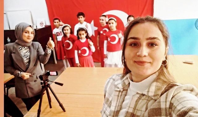 Minik öğrenciler işaret dili ile İstiklal Marşı'nı okudu