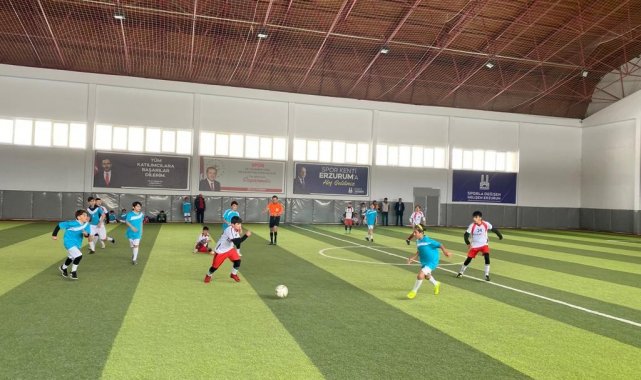 Minikler kardan kaçtı