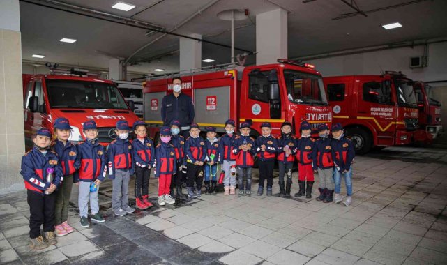 Miniklere itfaiye dersi