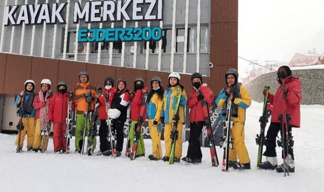 Misafir öğrenciler Palandöken&#039;de