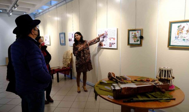 Mitolojideki kadın figürlerini nakışla yansıttı, sergi büyük beğeni topladı