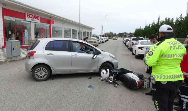 Motosiklet sürücüsünü kazada taktığı kask kurtardı