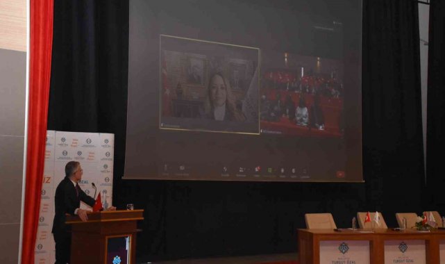 MTÜ'de Canlı Cerrahi Sempozyumu düzenlendi