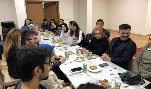 Müdür Yazıcı, yurt temsilcileri ile bir araya geldi