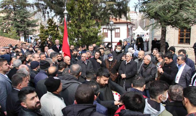 Muhsin Yazıcıoğlu ölümünün 13'üncü yılında kabri başında anıldı