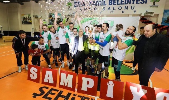 Muhteşem final, namağlup şampiyonluk