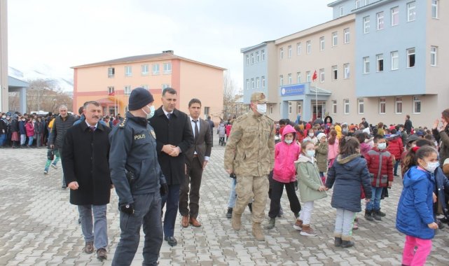 Muradiye&#039;de &#039;Deprem Anı ve Tahliye Tatbikatı&#039; yapıldı