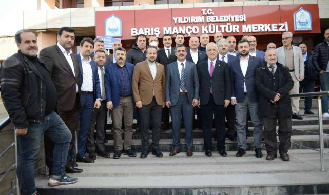 Muş Eğitim ve Hizmet Vakfı Başkanı Şahin Akın güven tazeledi