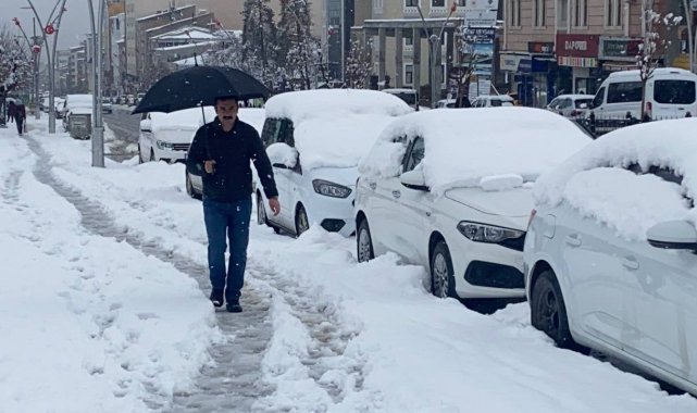 Muş'ta 154 köy yolu ulaşıma kapandı