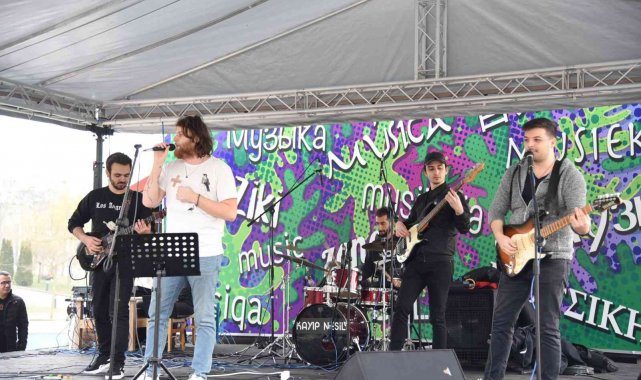 Müzik durağı konserleri ile ilkbahara merhaba