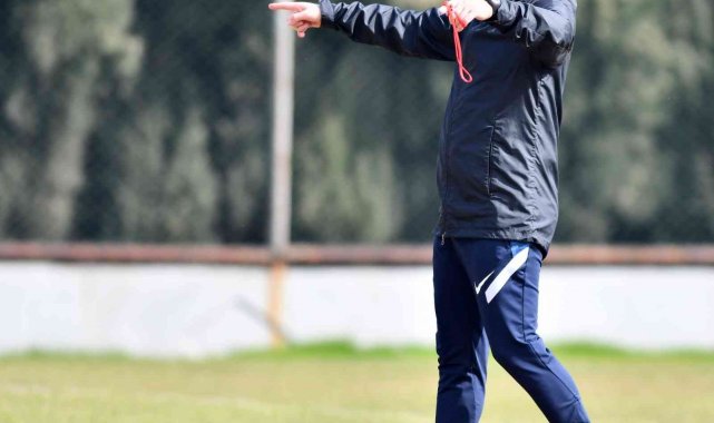 Nazım Gülay: "Sezonun en önemli maçına çıkacağız"