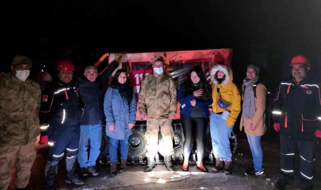 Nemrut Dağı&#039;nda 8 turist mahsur kaldı