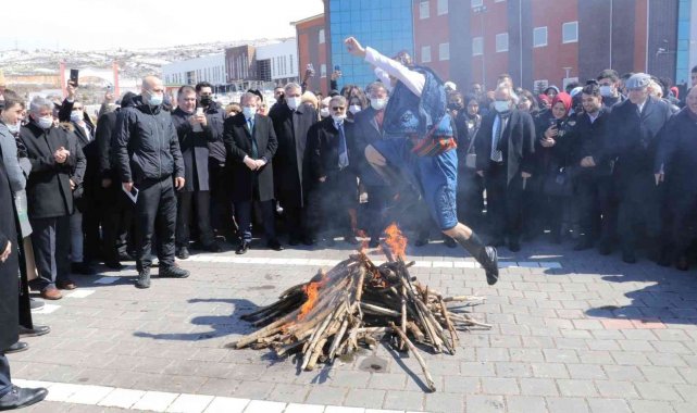 Nevruz ateşi Yozgat&#039;ta da yandı