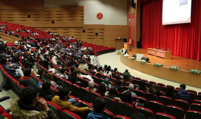 NEVÜ&#039;de &#039;Bağımlılık ve Farkındalık&#039; seminerleri başladı