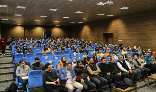 NEVÜ'den 'Mehmet Âkif Ersoy ve İstiklâl Marşı' konulu konferans