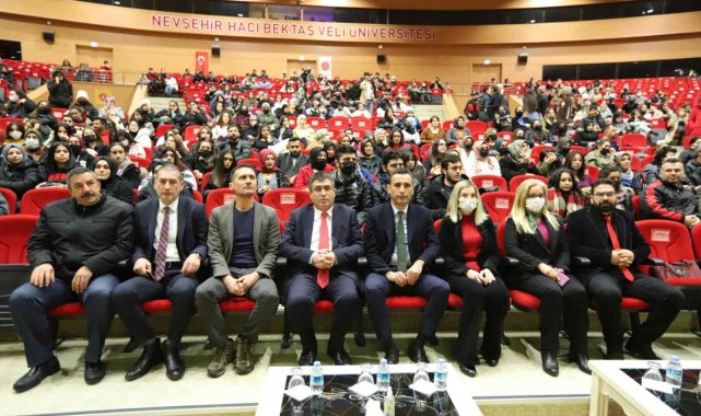 NEVÜ&#039;den &#039;Türkülerle Çanakkale&#039; etkinliği düzenlendi