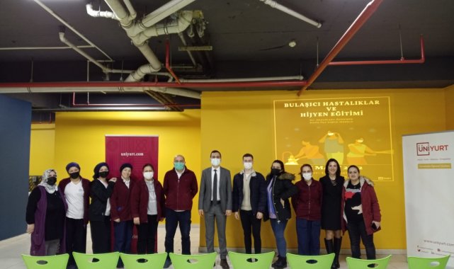 Öğrenci ve yurt personeline hijyen eğitimi verildi