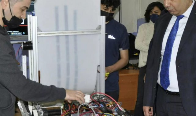 Öğrenciler elektrikli otomobille TEKNOFEST'e katılacak