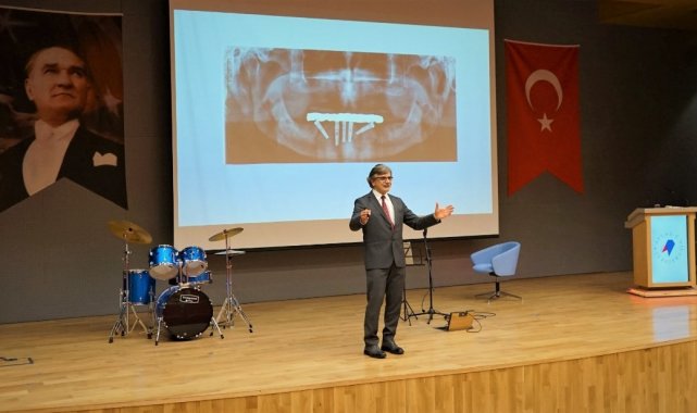 Öğrenciler, farkındalık için Ağız ve Diş Sağlığı Günü etkinliğinde bir araya geldi