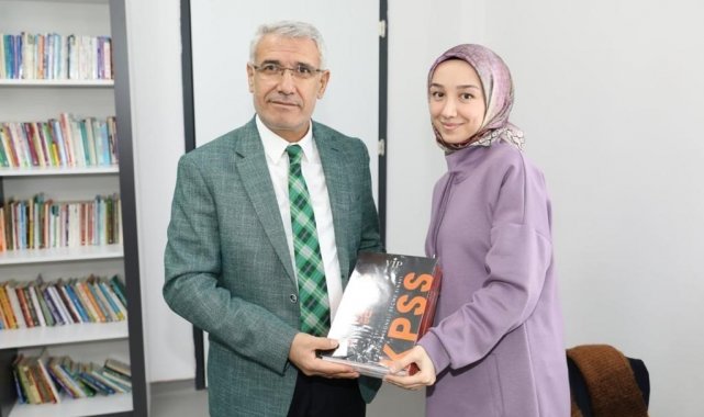 Öğrencilere eğitim seti hediyesi