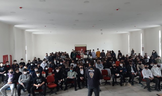 Öğrencilere siber eğitim