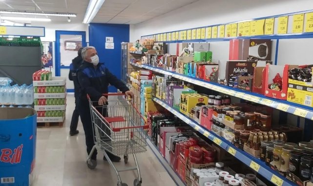 Ormanlı Belediyesi zabıtası marketleri denetledi