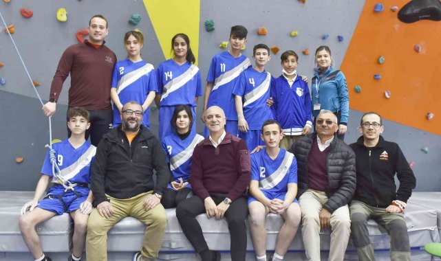 OSB Koleji Tırmanma Takımı&#039;ndan Antalya birinciliği