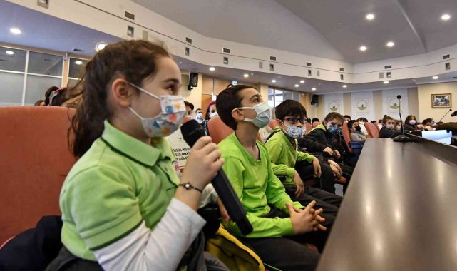 Osmangazi Belediyesi meclis salonu sınıf oldu