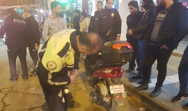 Otomobil ile elektrikli bisiklet çarpıştı: 1 yaralı