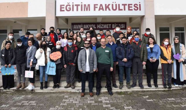 Özel çocuk özel aile üniversitesi projesinin ilk özel çocukları Düzce Üniversitesi'nde