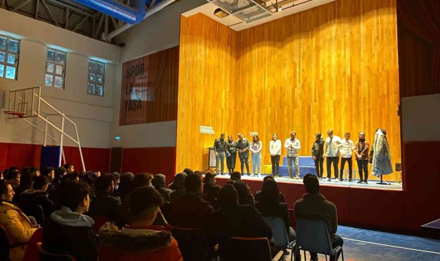 Pasinler Gençlik Merkezi ilklere imza atıyor