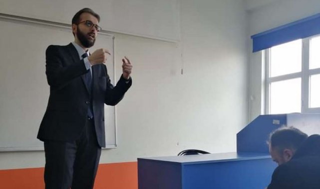 Pazarlar'da 'Değerler eğitimi' konulu konferans