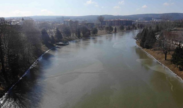 Porsuk'taki ilkbahar "donu" havadan görüntülendi