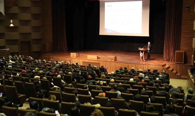 Psikolojinin kalbi HKÜ'de attı