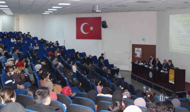 &quot;33. Vergi Haftası Kariyer Planlaması ve Genç Girişimcilere Sağlanan Teşvikler&quot; semineri verildi