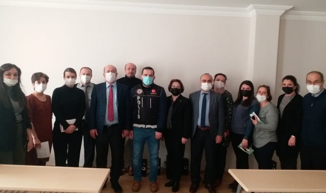 "En İyi Narkotik Polisi Anne" projesi devam ediyor